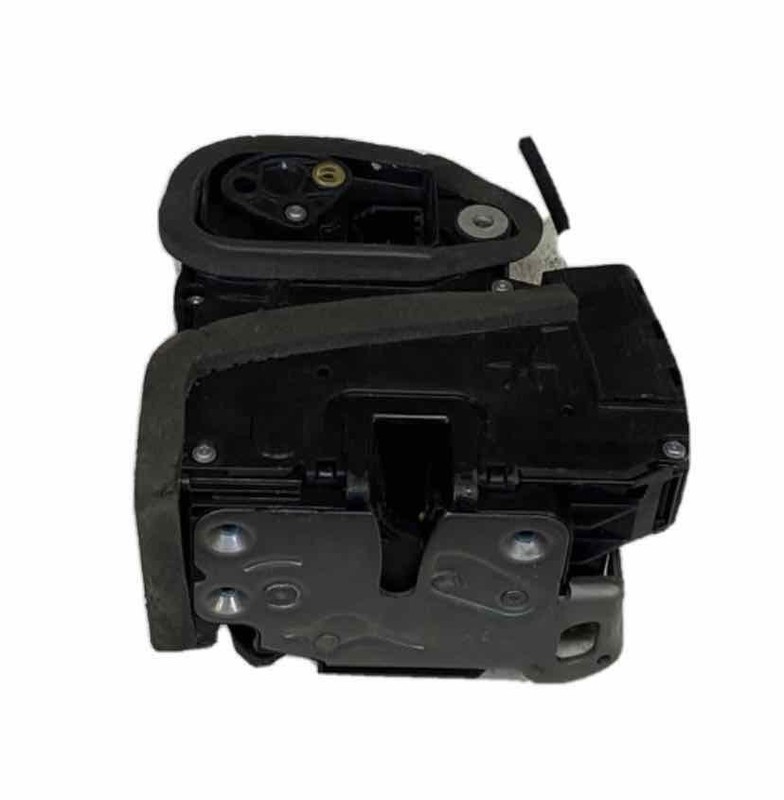 Chevy Malibu door lock actuator 16 22 front left side door latch OEM 13597528