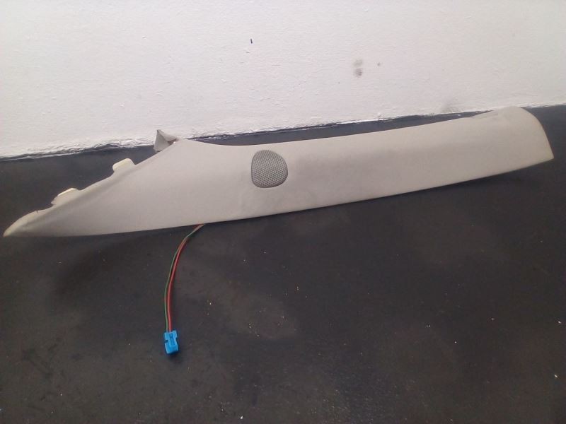 06-11 Buick Lucerne Front Right Passenger Pillar Trim Gray OEM 20850265