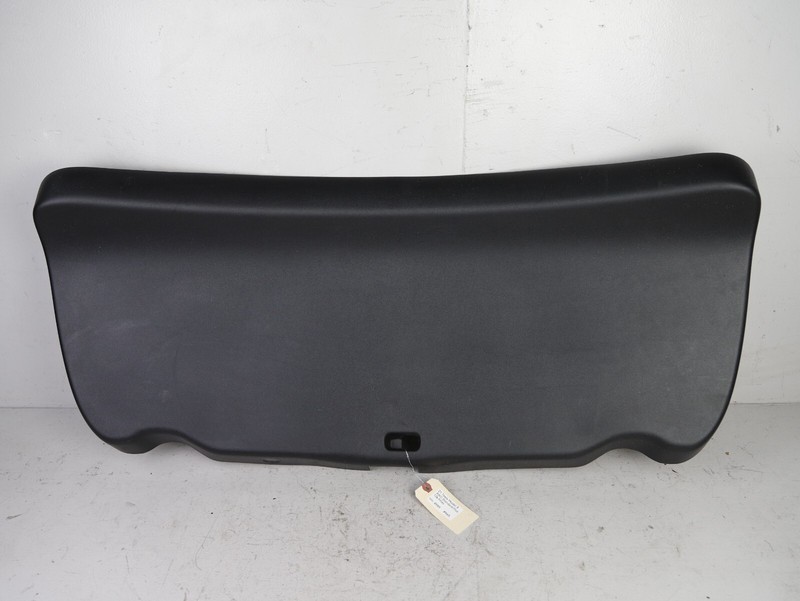 17-23 MODEL 3 TRUNK DECK LİD TRİM COVER PANEL REAR OEM 1558860-00-B 12K