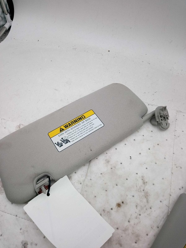 2023 Hyundai Sonata Red Sun Visor OEM Used 4DR SED 712111 65000 Miles