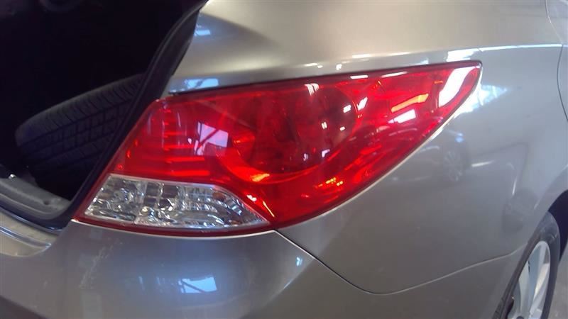 Passenger Tail Light Quarter Panel Mounted Sedan Fits 12-14 ACCENT 3112053