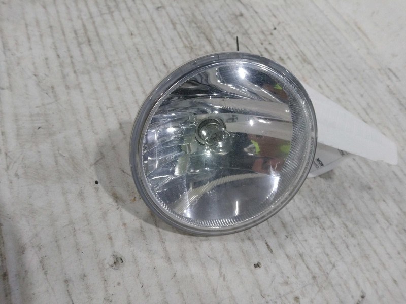2019 Chevrolet Traverse OEM Right Fog Light Assembly White 42548992 74K Miles