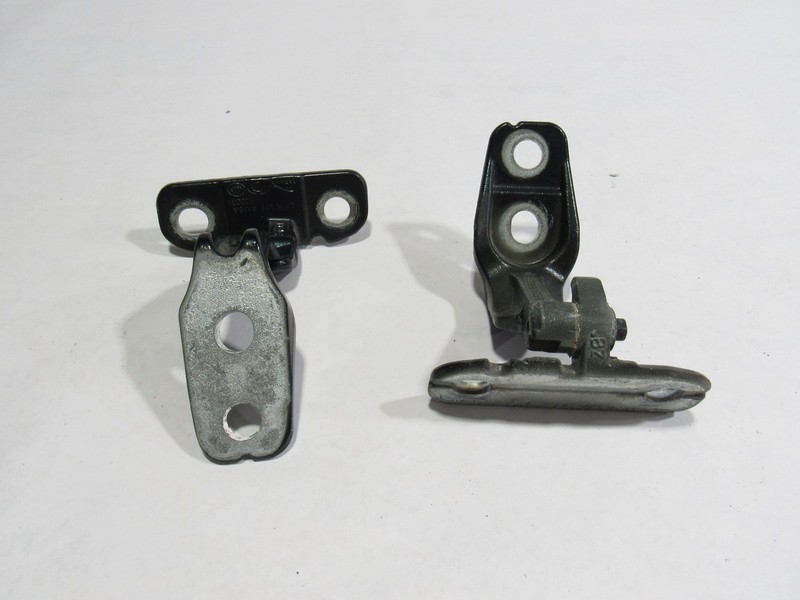 14-20 Jaguar F-Type S 2016 Left Door Upper Lower Hinge Hinges Set 2 PCS :A