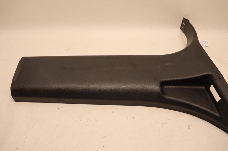 2017-2019 FORD F250 SD CREW CAB RIGHT PASSENGER CENTER LOWER B PILLAR TRIM OEM