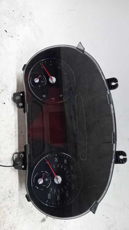 2020 KIA SORENTO Speedometer Gauge OEM Silver 3.3L 83000 Miles NJ25-21220-520042