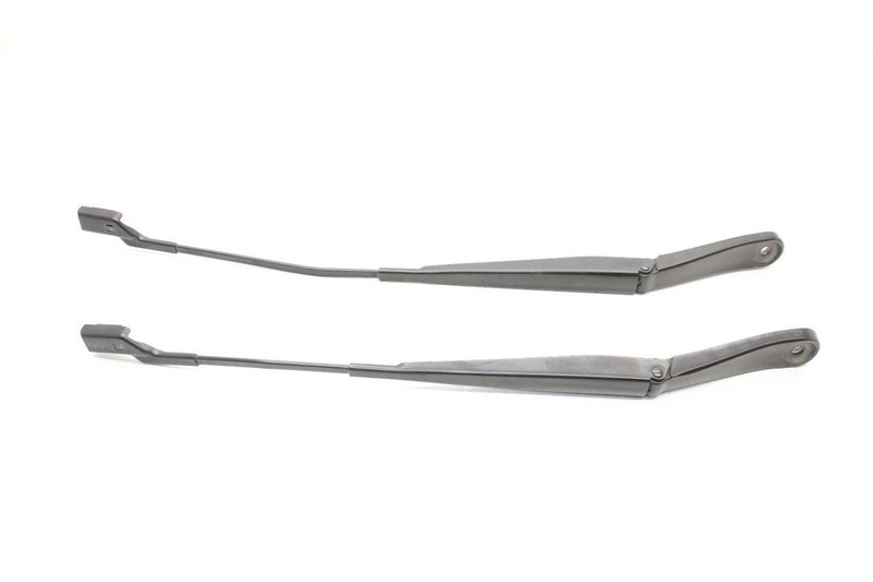 17-20 F-PACE Pair of Windshield Wiper Arms HK8317527AA