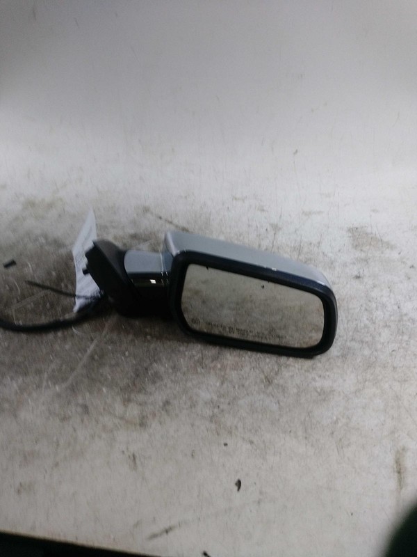 2010 Chevrolet Equinox Right Door Mirror Assembly - Used, 180K Miles