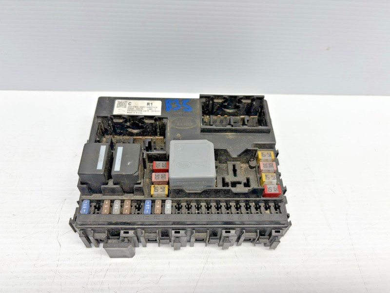 2024-25 Range Rover Sport Fuse Box Power Relay Block Control Module r8e214a074ca