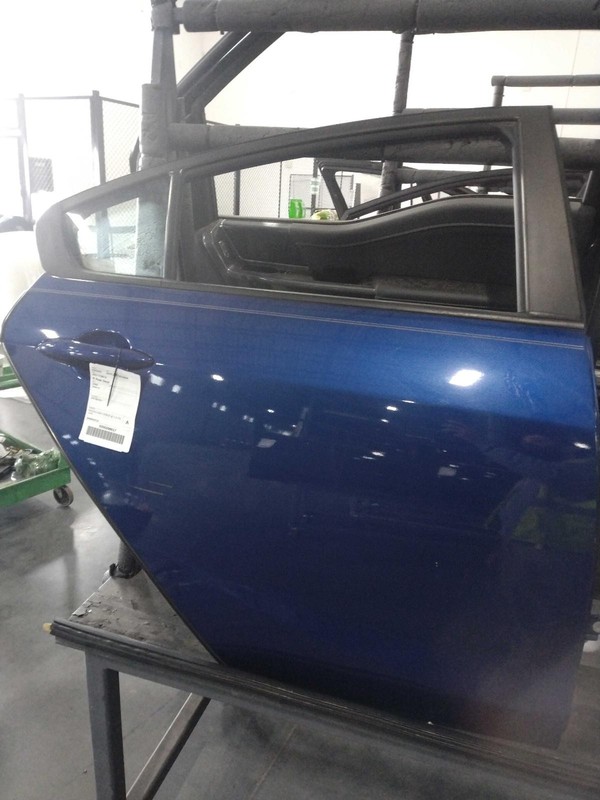 2017-2018 KIA Forte Blue Right Rear Door 641491 RUST SCRATCH 126K Miles
