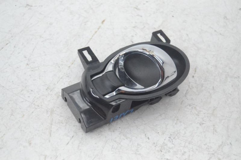 2011-2017 Nissan Juke AWD S Passenger Right Rear Interior Door Handle