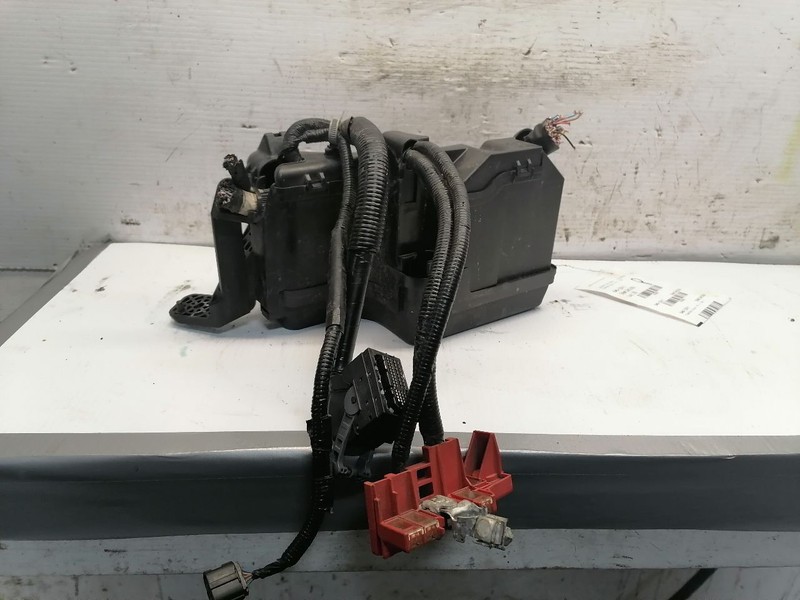 Fuse Junction Box Engine Fits 14-16 MAZDA 3 1443824