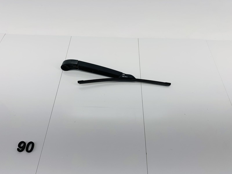 13-17 HYUNDAI ELANTRA GT REAR BACK DOOR LIFTGATE GLASS WIPER WASHER ARM OEM
