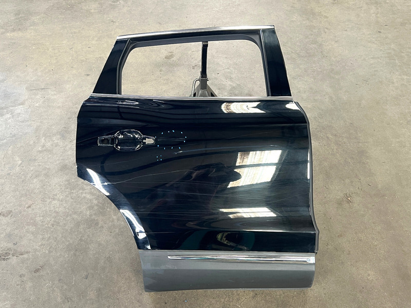 ⭐2016-2018 LINCOLN MKX REAR RIGHT DOOR SHELL COVER BODY PANEL BLACK OEM LOT2610