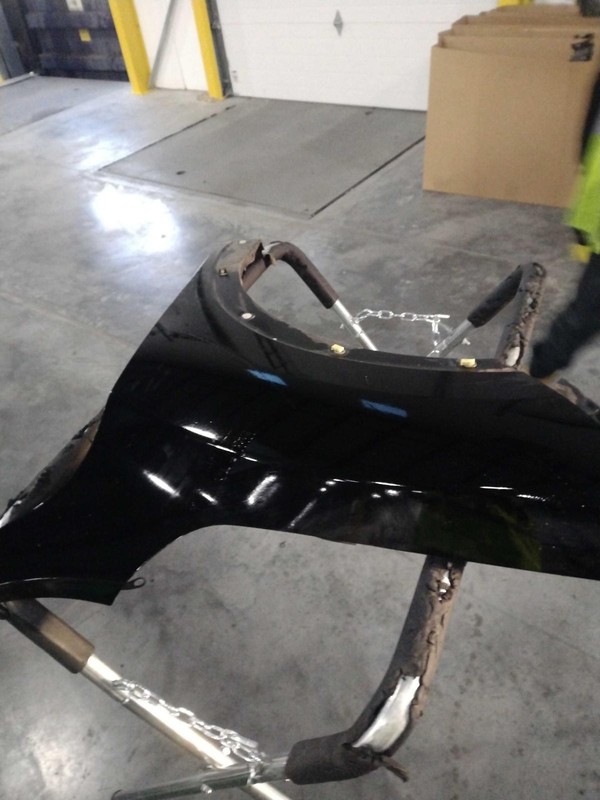 2015 Nissan JUKE Left Fender Black 594164 Used OEM Part 140K Miles