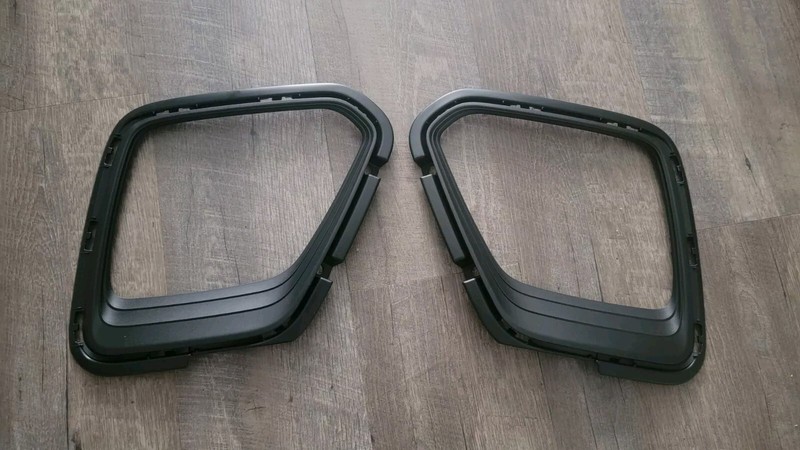 2020 2021 Kia Soul Front Bumper Right & Left Foglight Molding 86596K0000 OEM