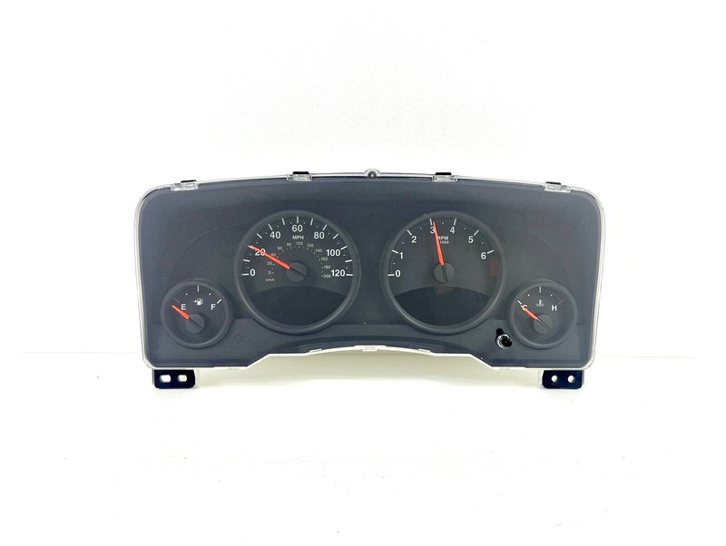 2013 Jeep Compass Instrument Cluster Speedometer Tach Odometer 150,146 Miles
