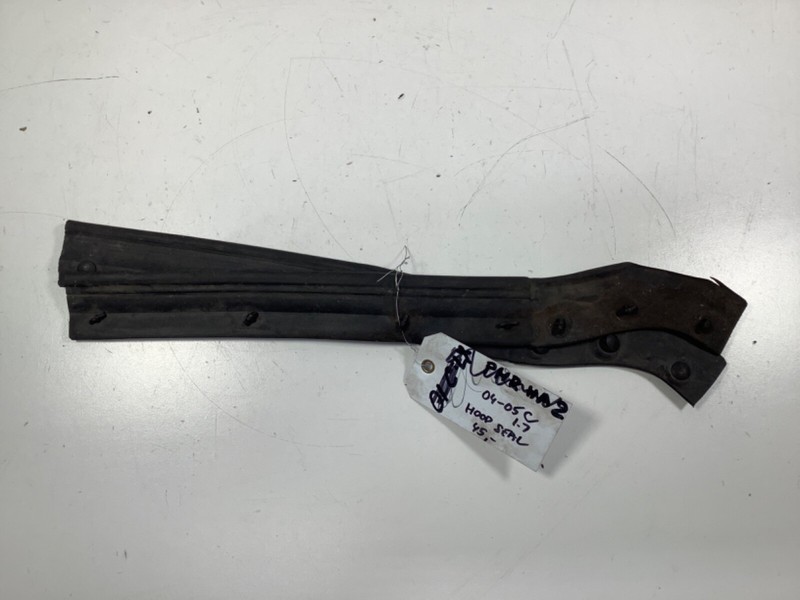 04-05 Honda Civic 1.7 Hood Seal Right and Left 74142-S5A-J00 OEM