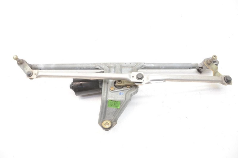 99-04 Porsche 911 3.4L Windshield Wiper Transmission and Motor