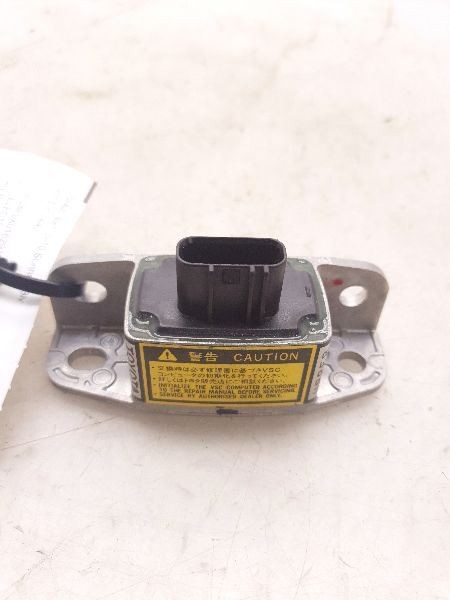 97 98 99 00 Lexus LS400 Yaw Rate Sensor 89183-50010