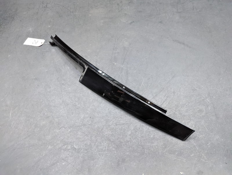 Rear Right Door Window Front Side Molding 2018 Infiniti Q50 822D2-4GA0A 14 - 22