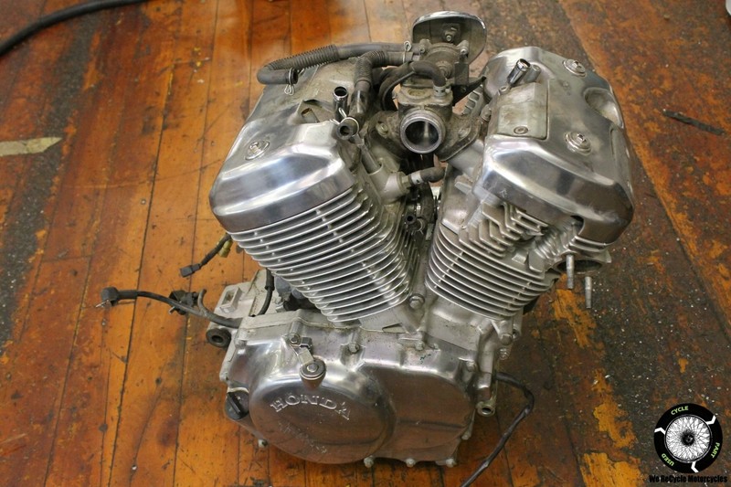2005 Honda Shadow VLX 600 VT600 C Complete ENGINE MOTOR VT 600 05