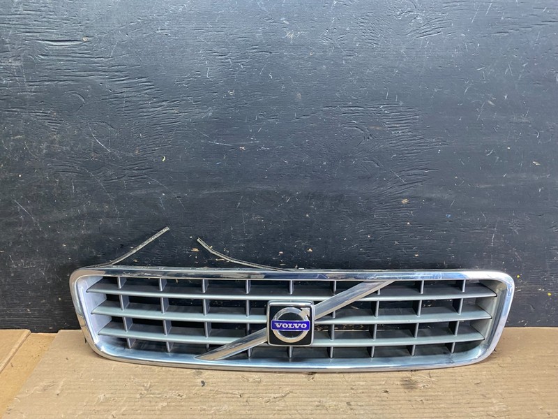 2003 to 2013 Volvo XC90 Front Upper Grill Grille Oem S5690 DG