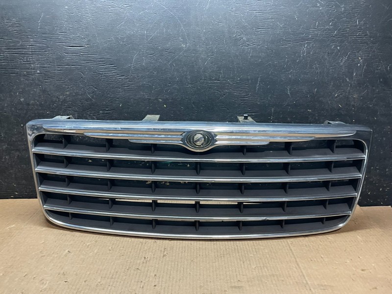 2007 2008 2009 Chrysler Aspen Front Radiator Upper Grill Grille Oem y9625 DG