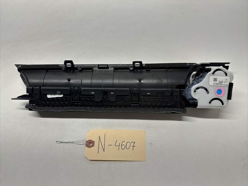 21-22 TESLA MODEL Y Dashboard Right Heater Ac Air Vent Duct 1083325-00-F 4707 B8