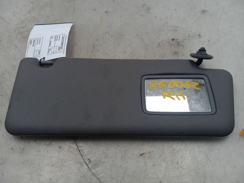12 13 14 15 TOYOTA TACOMA PASSENGER RIGHT SUN VISOR WITH VANITY MIRROR GRY-FR13