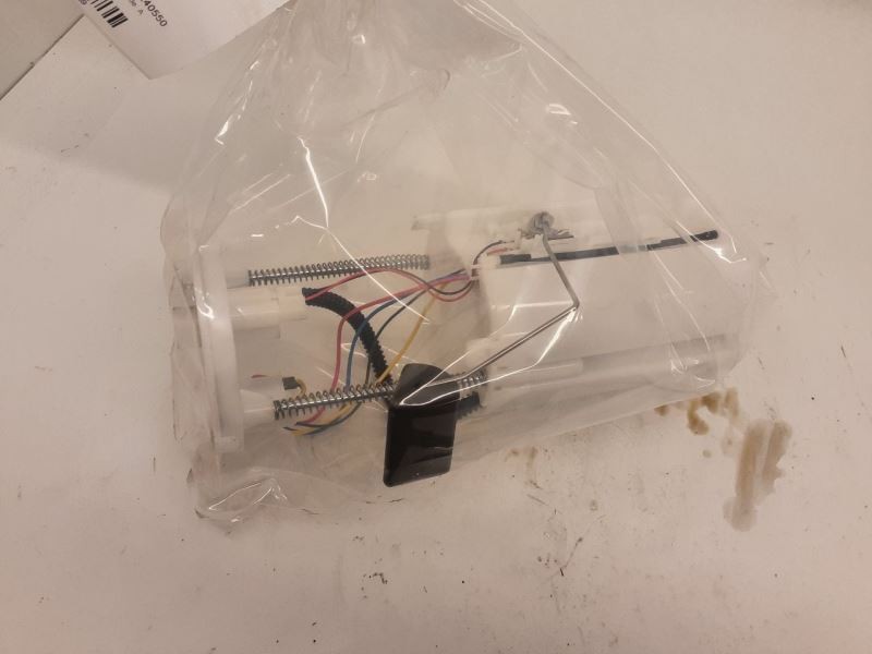 Fuel Pump Assembly 3.5L 6 Cylinder 2GRFKS Engine Fits 16-19 TACOMA 3244139