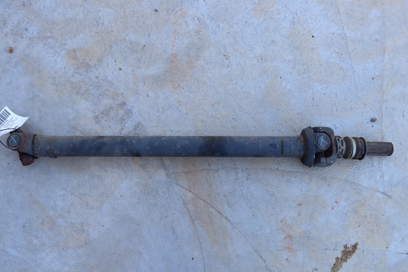 2015-2020 CADILLAC ESCALADE 6.6L 4WD FRONT DRIVESHAFT PROPELLER CARDAN SHAFT OEM