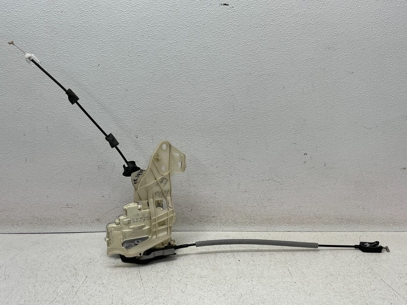 2011-2018 Porsche Cayenne Front Right Pass Door Lock Latch Actuator 1419 OEM