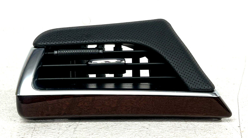 ⭐2016-2020 CADILLAC CT6 FRONT LEFT DRIVERS SIDE DASH AIR VENT GRILLE OEM LOT2562