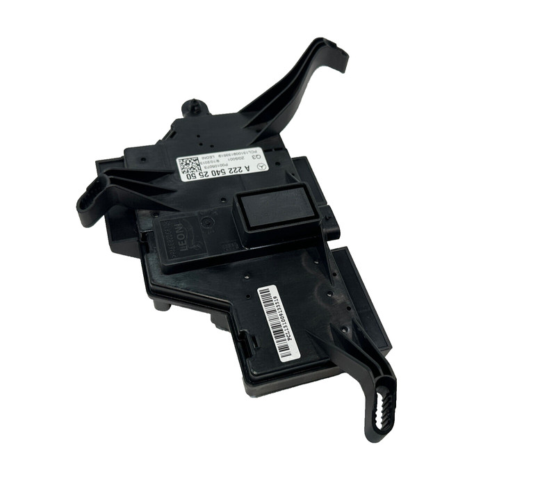 2014 - 2017 MERCEDES S550 W222 FRONT DASHBOARD POWER FUSE BOX OEM