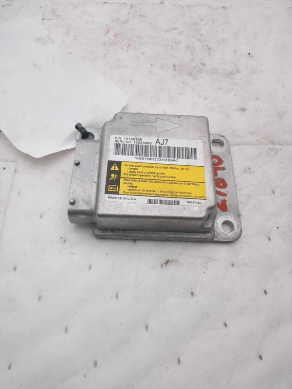 Used Air Bag Module fits: 2003 Gmc Envoy Air Bag below console w/seat air bags G