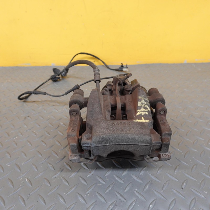 2017-2020 JAGUAR F-PACE Oem Right Rear Brake Caliper OEM Gx732k327bf