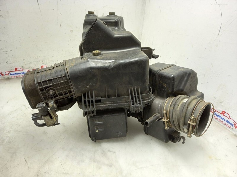 04 05 06 LEXUS ES330 3.3L AIR CLEAN BOX 3MZFE
