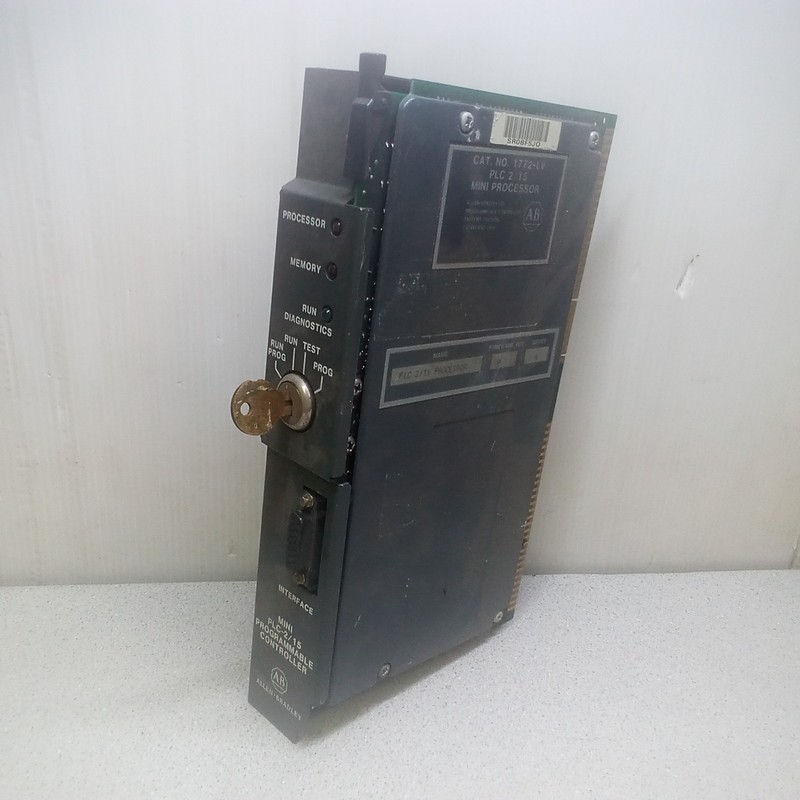 Allen Bradley Mini PLC-2/15 Programmable Controller 1772-LV Ser. A w/ Key