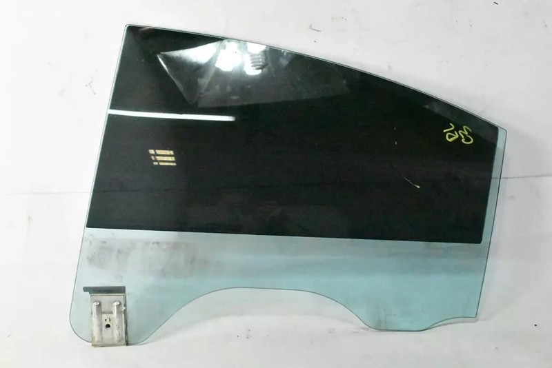 06-11 Mercedes W219 CLS550 CLS500 Rear Left Driver Side Door Window Glass OEM