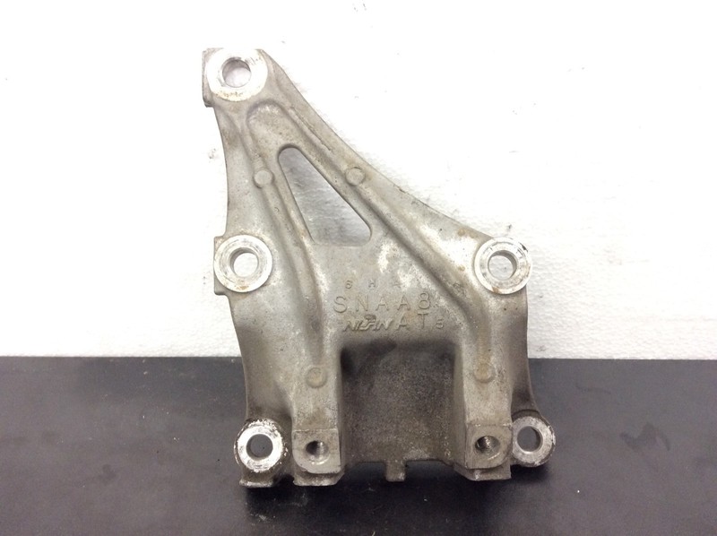 12-13 Honda Civic AT 1.8L Rear Lower Engine Torque Rod Mounting Bracket OEM