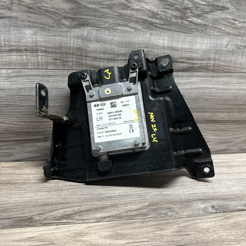 2015-2016Kia Cadenza Blind SpotWarning Detection Sensor 95811-3R100 LH LR