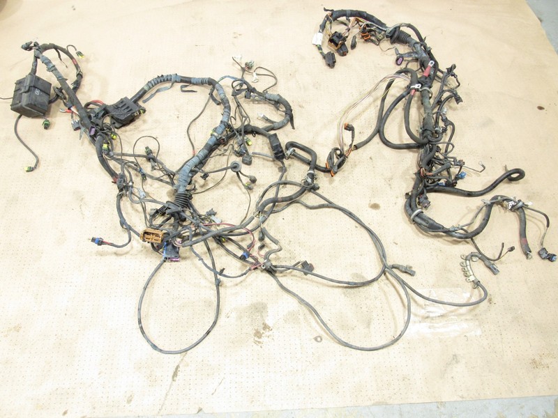 02-06 Maserati Coupe GT 2004 Engine Bay Injection Compartment Wiring Harness ;