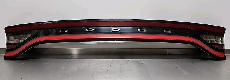 68213147AF || 2015 Thru 2022 DODGE CHARGER CENTER TAILLIGHT BACKUP LAMP OEM