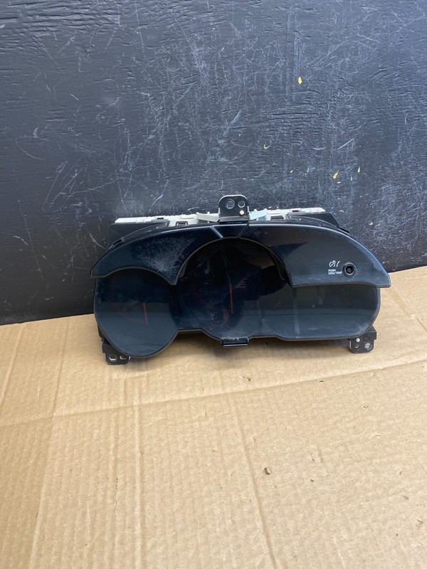 2009 2010 Toyota Matrix Speedometer Cluster Gauge Oem AC9361 DG