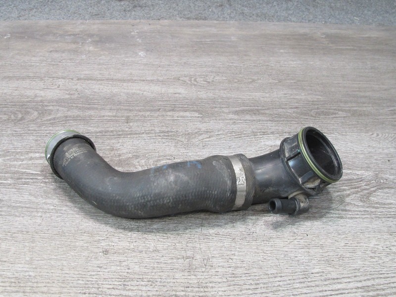 2015-2018 PORSCHE MACAN 3.0L LEFT INTERCOOLER HOSE LINE 95B145833