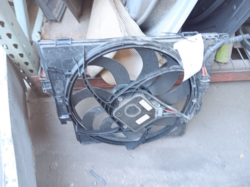 BMW 328i 335i 428i 435i Radiator Cooling Fan With Shroud 17428641964 OEM