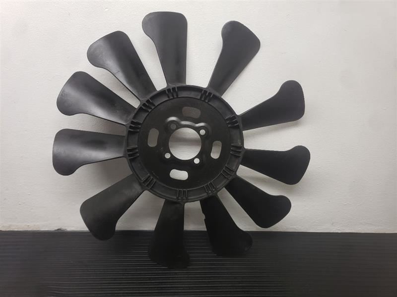 97-99 Chevrolet Pickup Engine Cooling Fan Blade 19-1/2" Diameter OEM 15024813