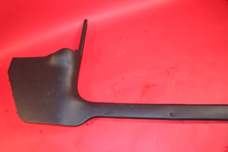 93-02 Camaro / Firebird Passenger RH Side Kick panel Sill Plate 10409936 *Black*