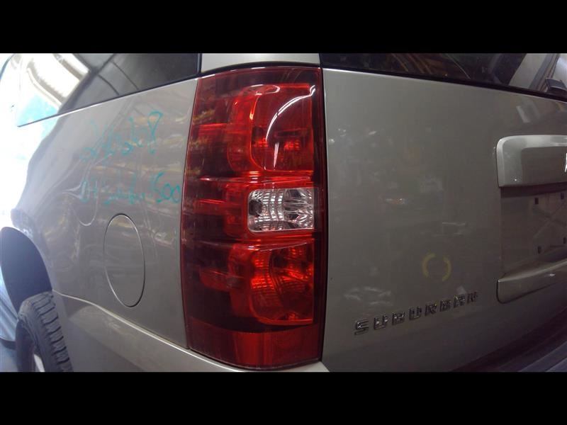 Driver Left Tail Light Fits 07-14 SUBURBAN 1500 1381178