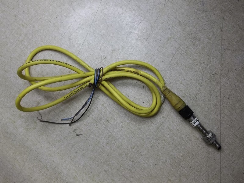 Balluff C04AEL00VY050M Sensor Cable w/ BES 516-3027-S4-C Sensor *FREE SHIPPING*